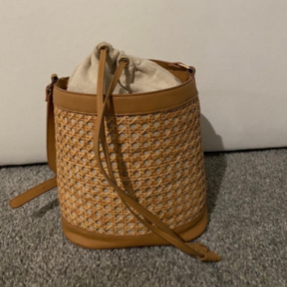 Tommy Bahama Wicker Bucket Crossbody Bag